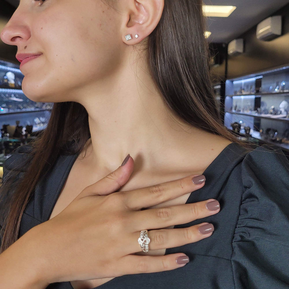 Brinco de Prata Ponto de Luz Quadrado Zircônia 6mm - foto 2