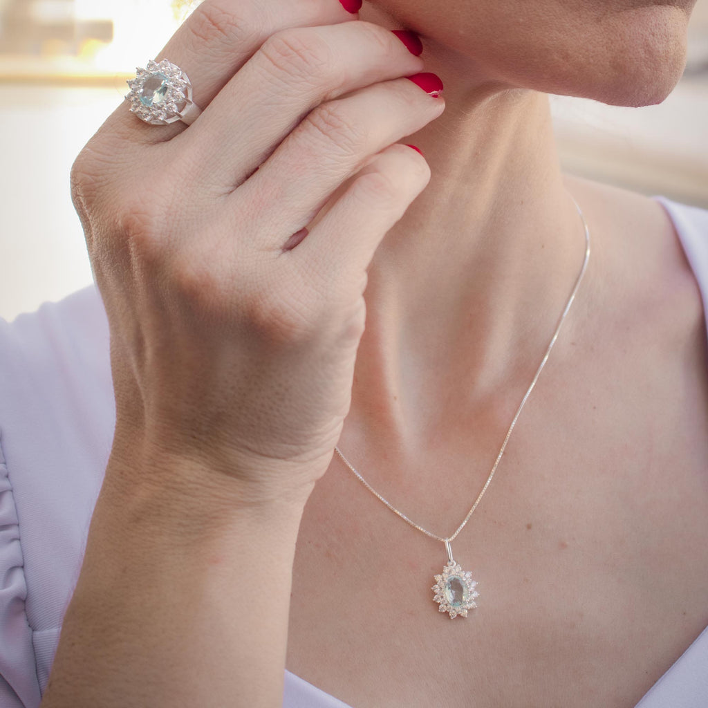Anel de Prata Coleção Queens Oval Cristal Topázio Sky 6x8mm e Zircônias Brancas - foto 2