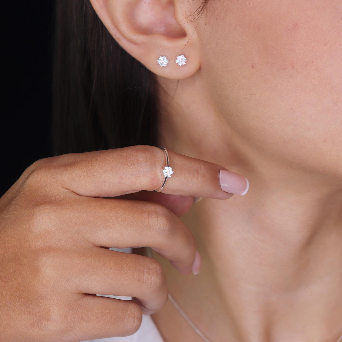 Anel de Prata Coleção Florescer com Zircônias Brancas - foto 3