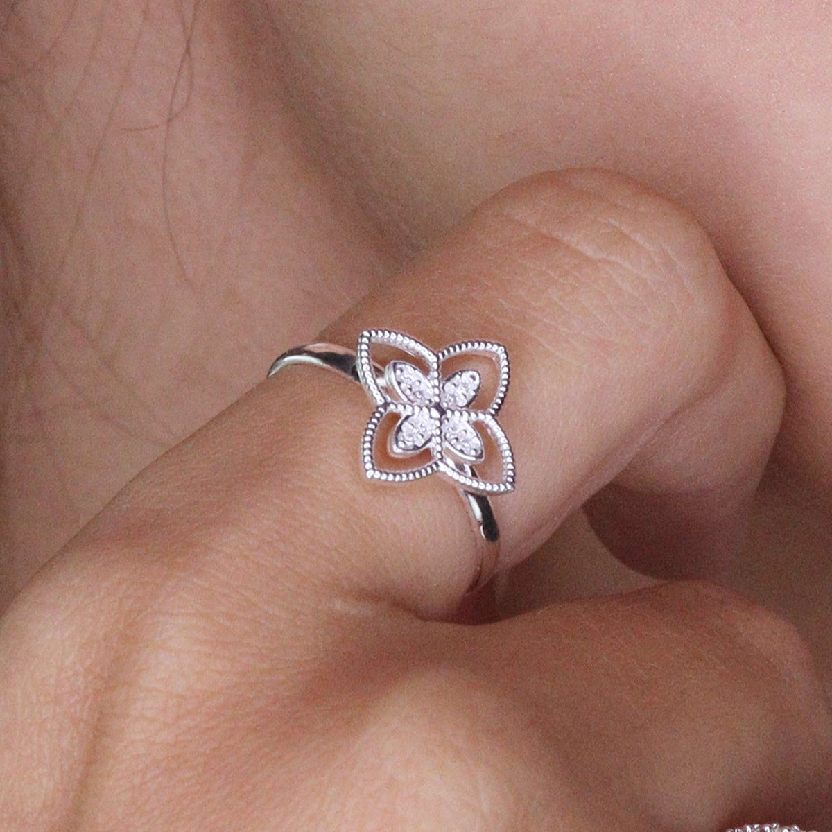 Anel de Prata Flor de Lis Coleção Florescer 13x13mm - foto 3