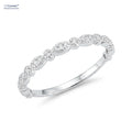 Anel de Prata Coleção Florescer com Zircônias Brancas aro 1.8mm
