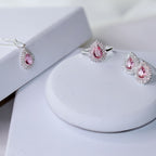 Anel de Prata Coleção Queens Gota Cristal Safira Rosa 5x7mm e Zircônias Brancas - foto 4