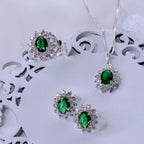 Anel de Prata Coleção Queens Oval Cristal Safira Esmeralda 6x8mm e Zircônias Brancas - foto 3