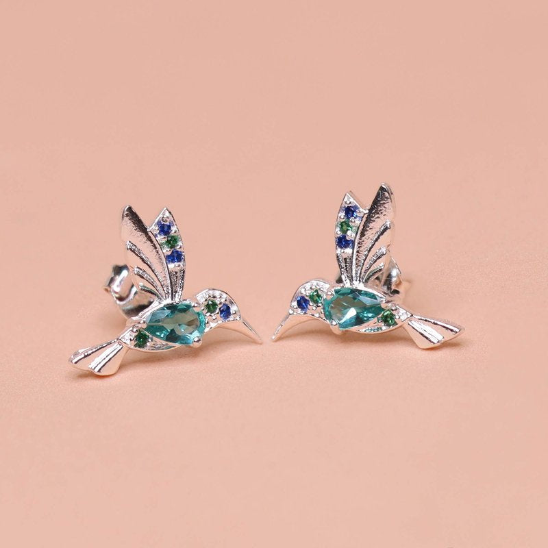 Brinco de Prata Beija Flor Coleção Florescer Zircônia Verde Água 14x10mm