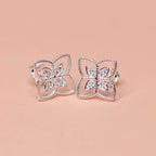 Brinco de Prata Flor de Lis Coleção Florescer 13x13mm
